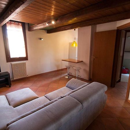 Casa Vacanza Angelo Феррара Экстерьер фото